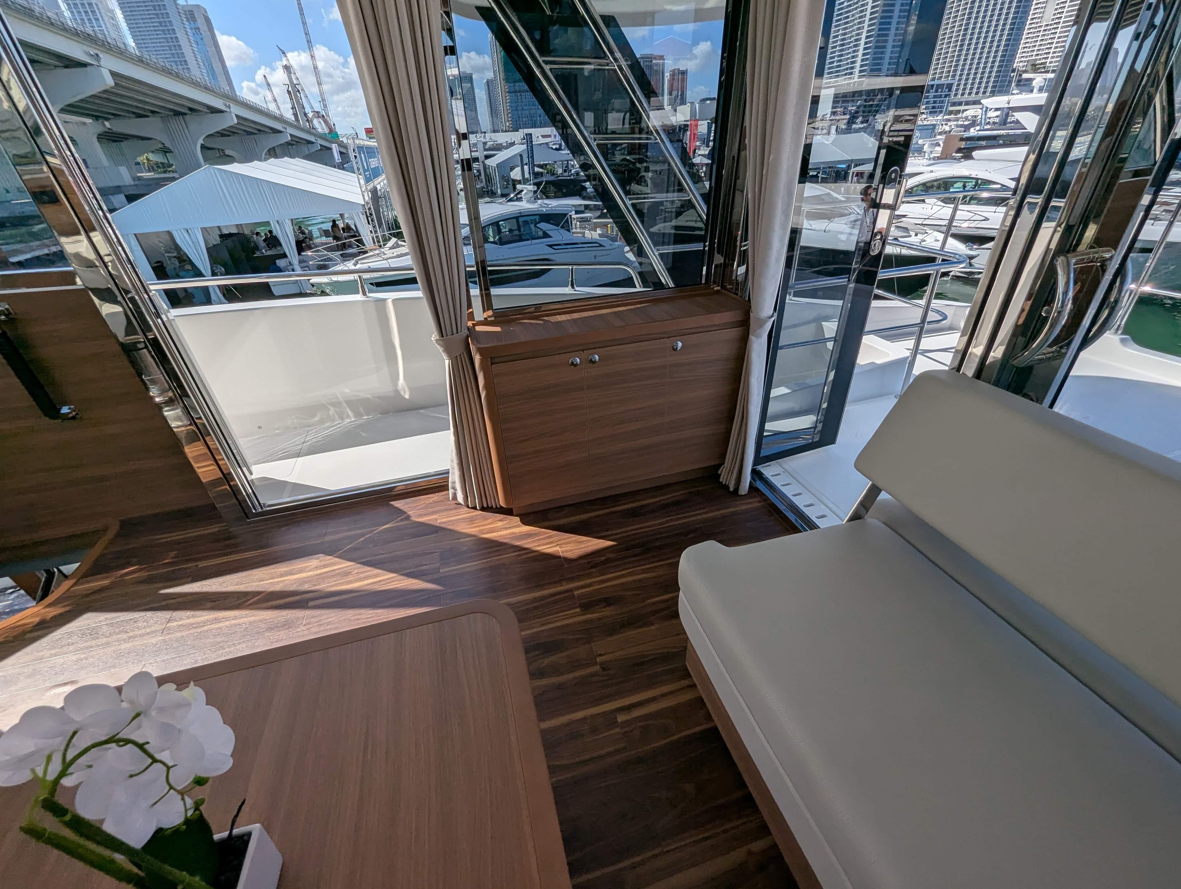 2026 Aquila 54 Yacht - 50