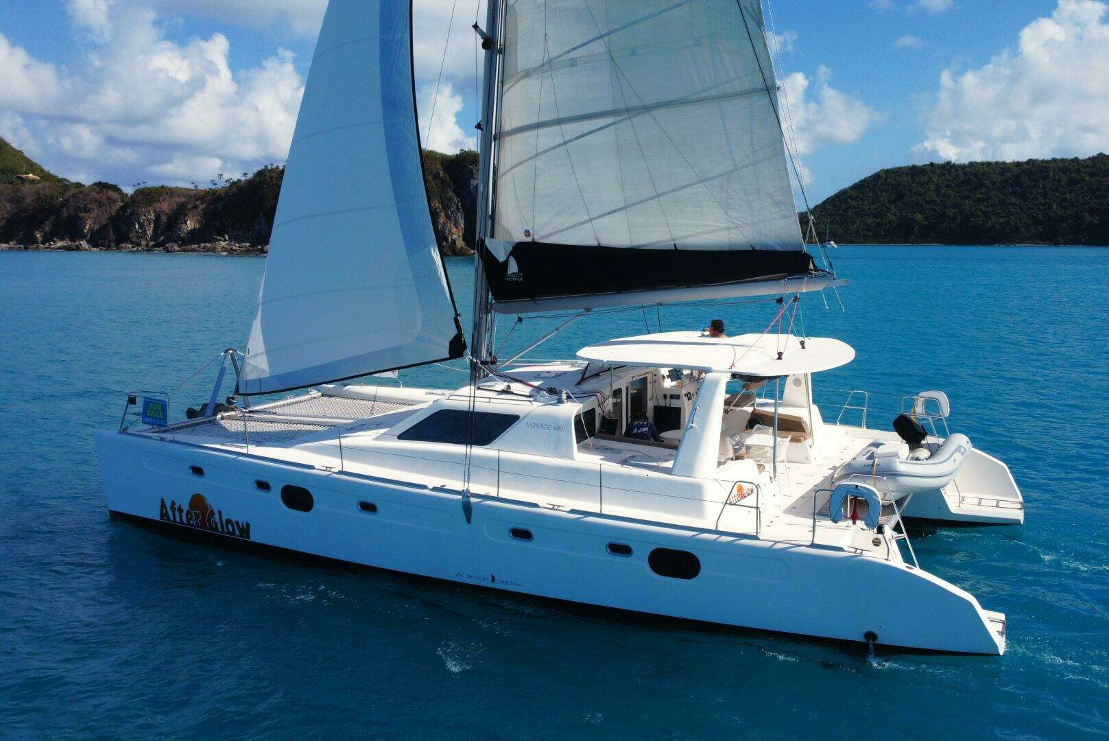 2017 Voyage 480 - Image 3