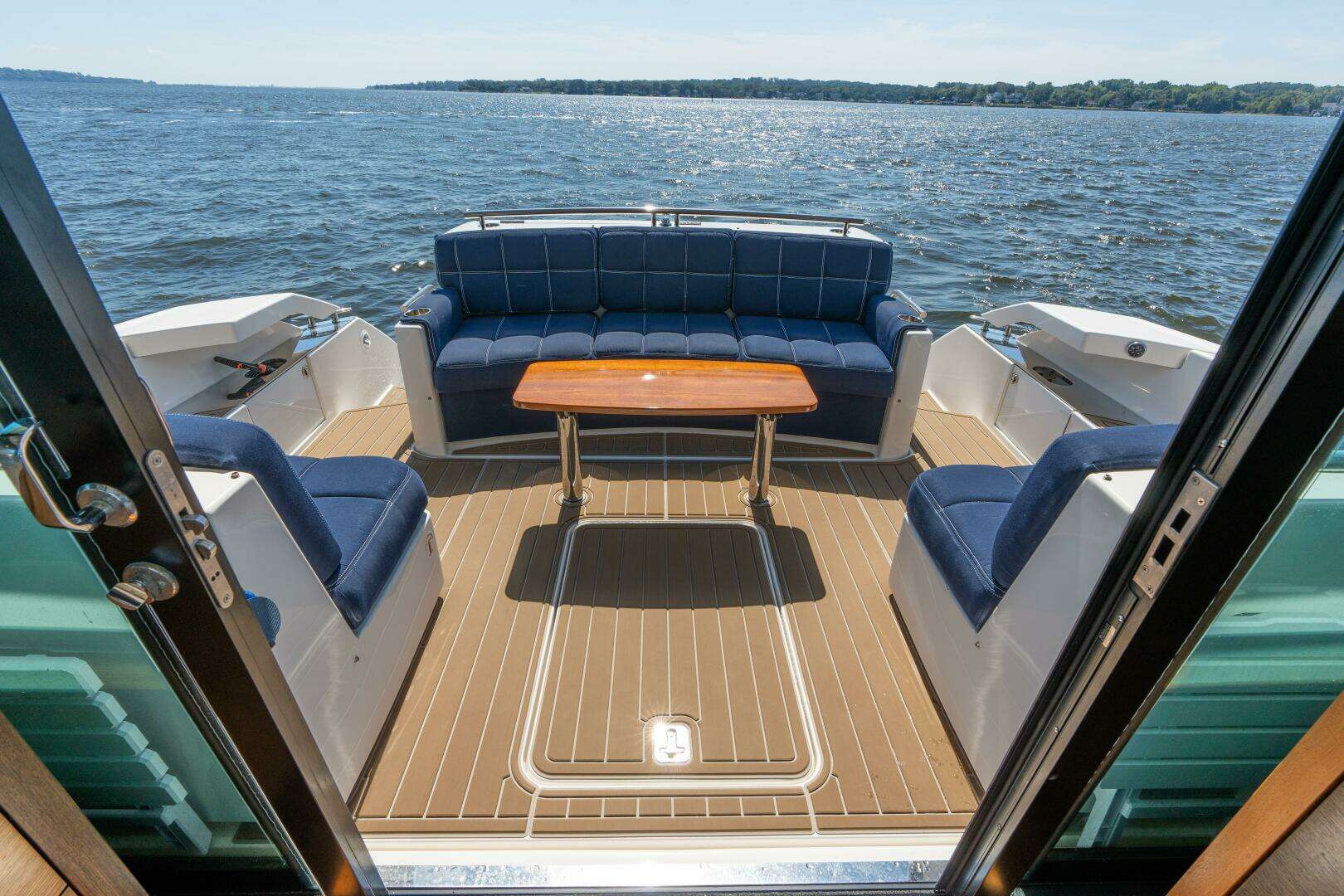 2015 Tiara Yachts 44 Coupe - Image 36