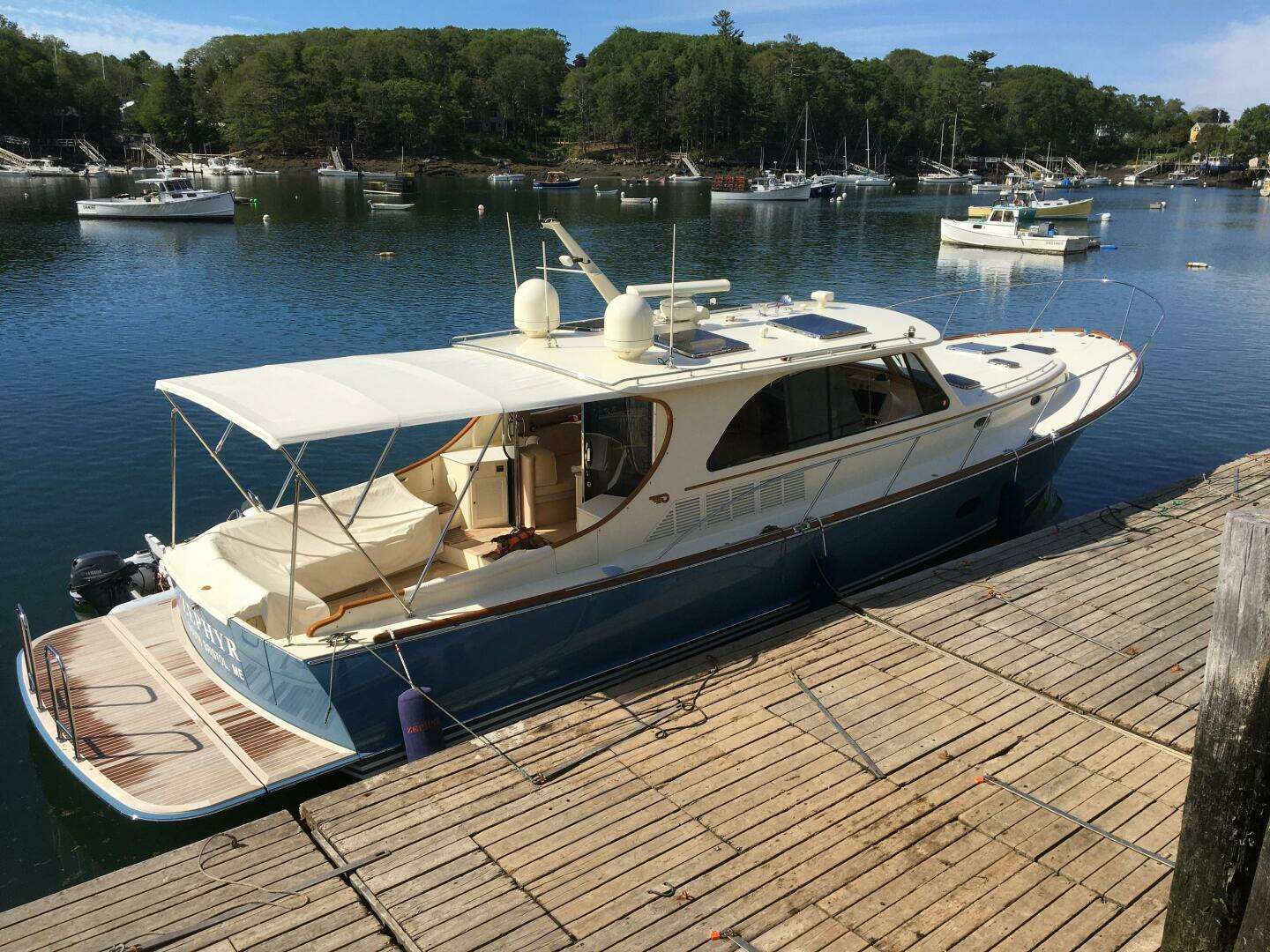 2013 Hinckley Talaria - Image 2