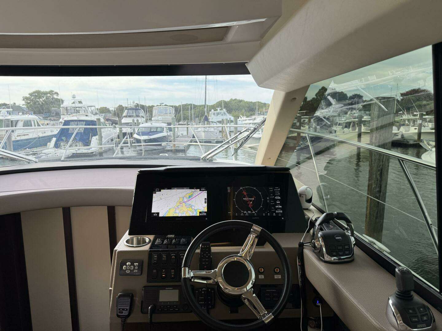 2017 Regal 42 Fly - Image 24