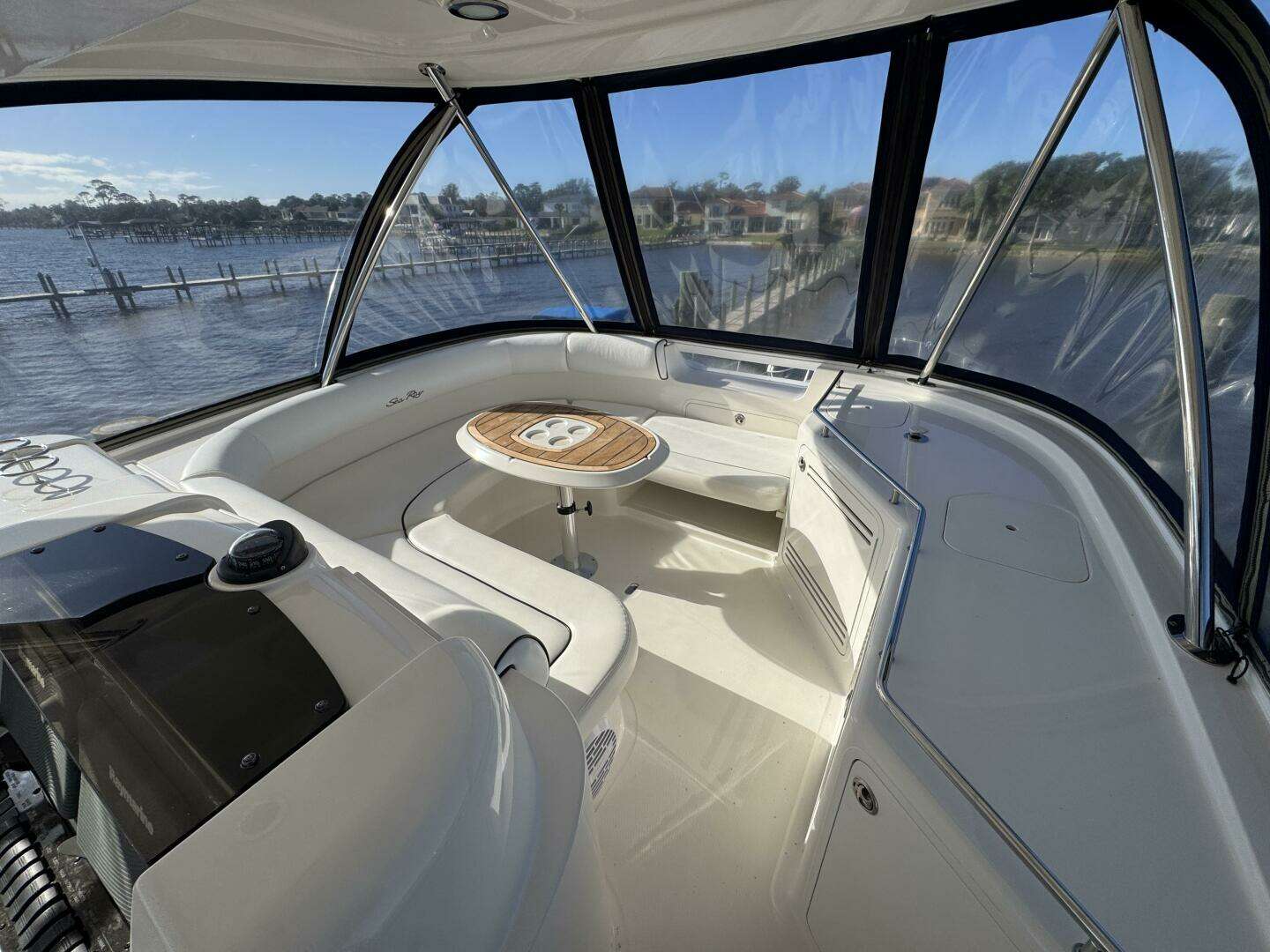 2007 Sea Ray 58 Sedan Bridge - Image 14