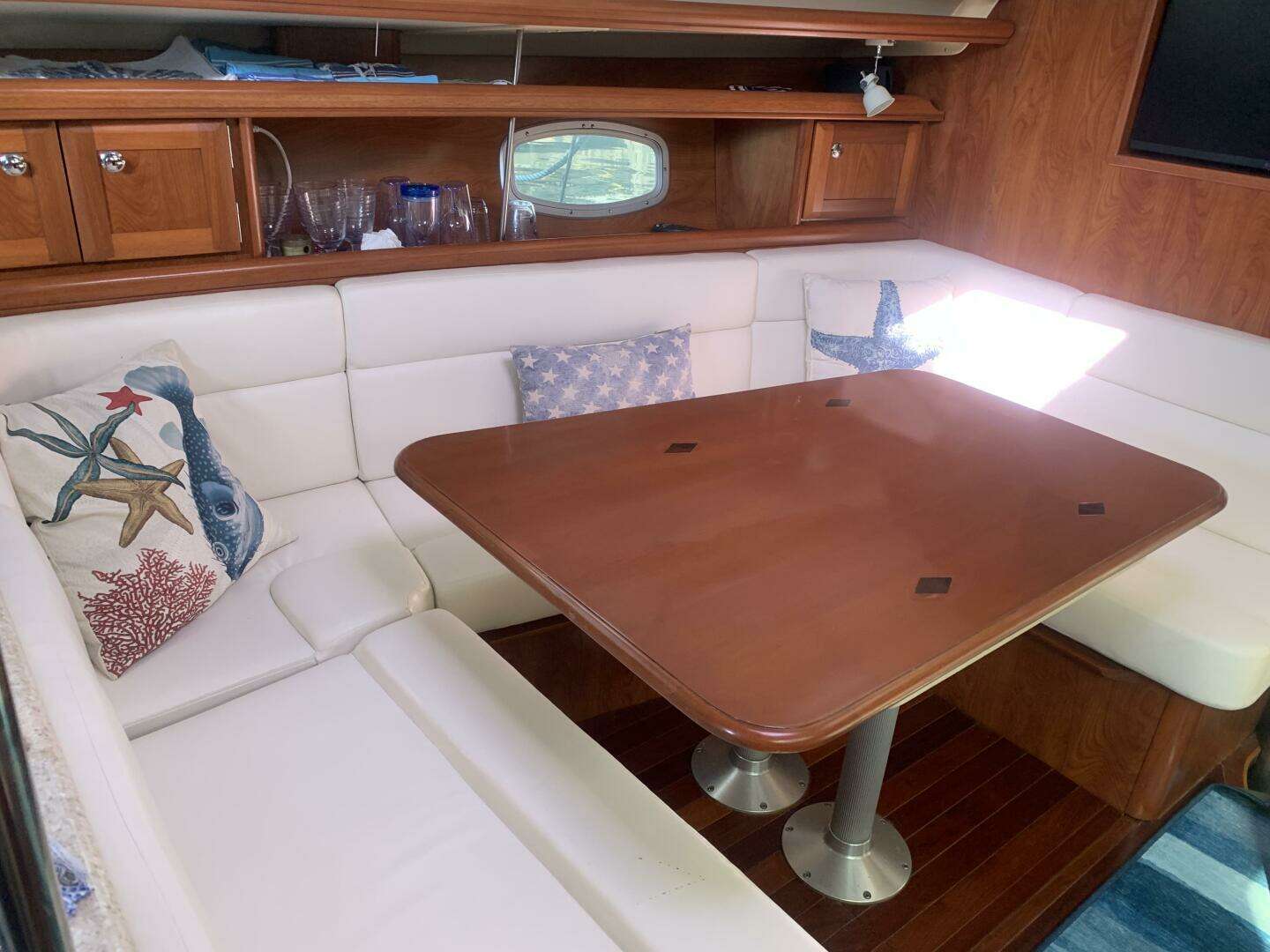 2011 Hunter 45DS - Image 23
