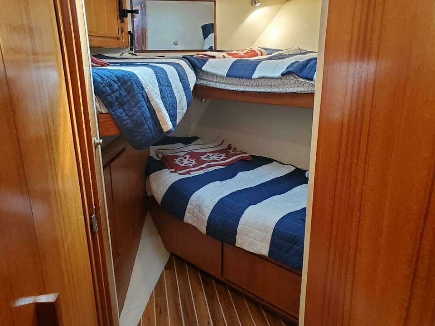 1996 Bertram Convertible - Image 27