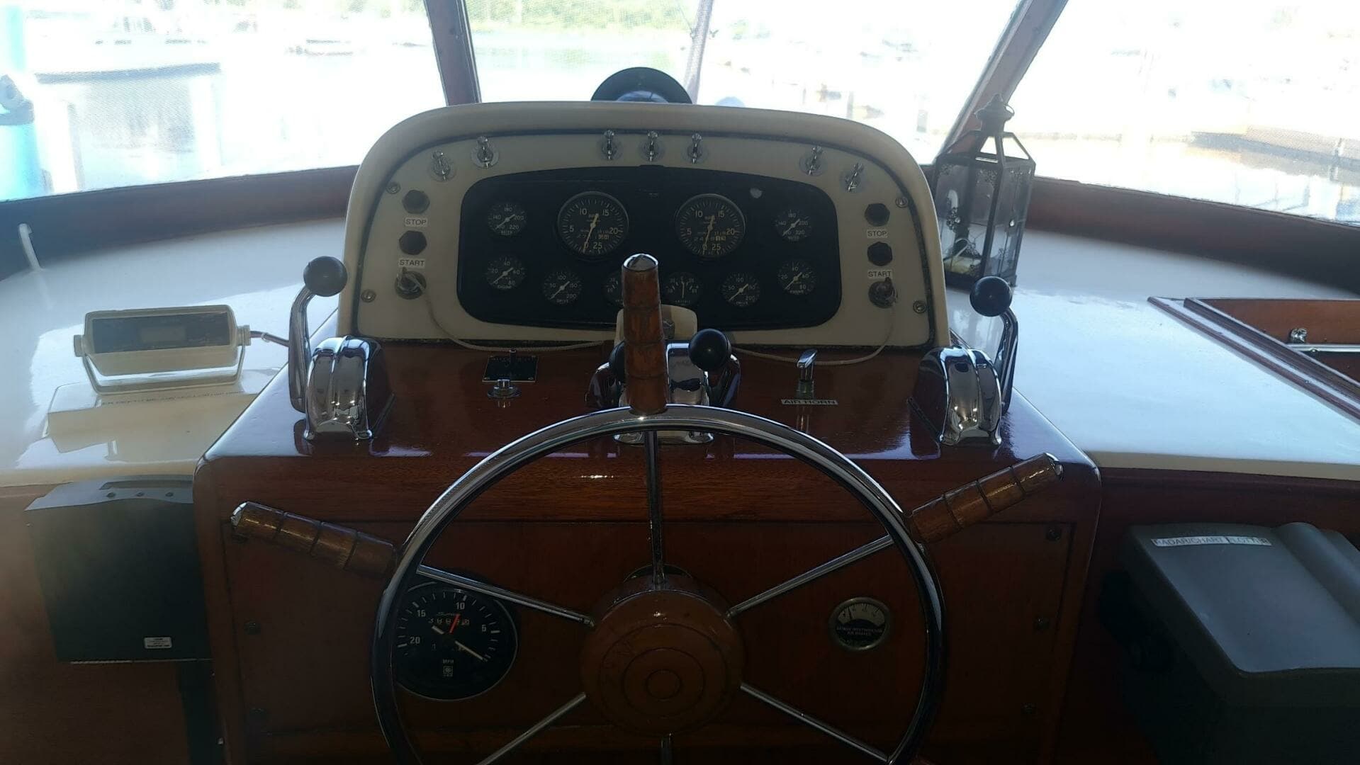 1965 Chris-Craft — - Image 7