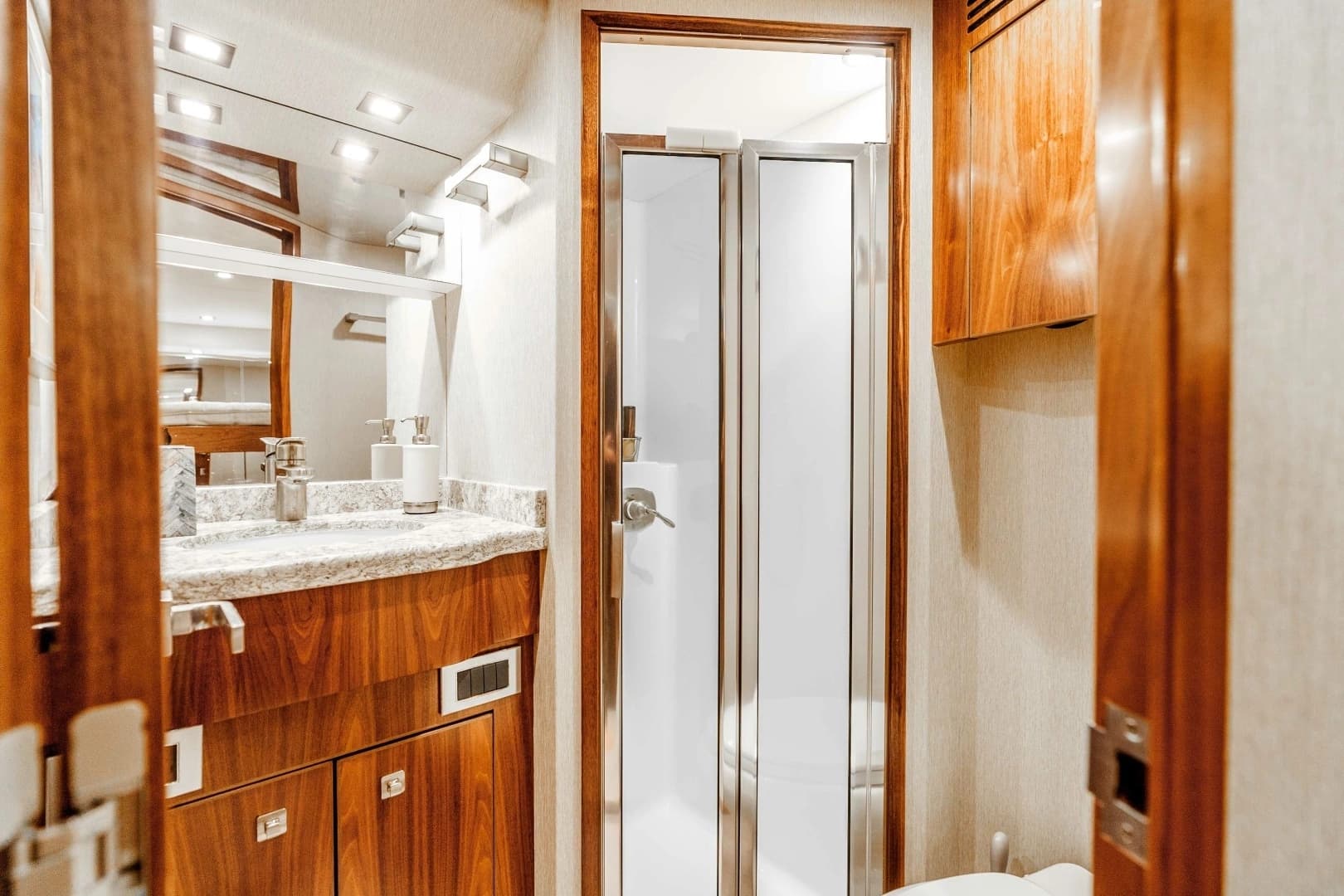 2018 Viking 72 Convertible - Image 26