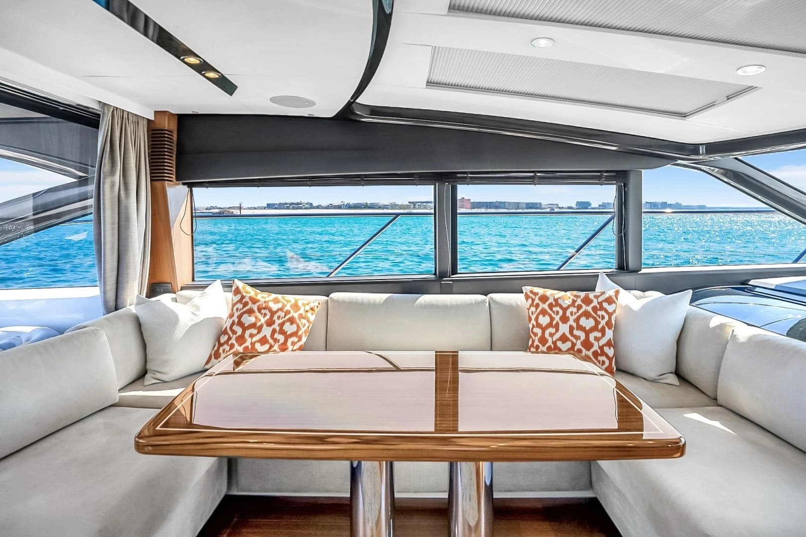 2016 Princess V58 - Image 10