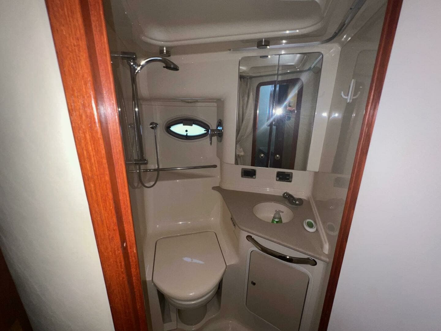 2002 Sea Ray 460 Sundancer - Image 42