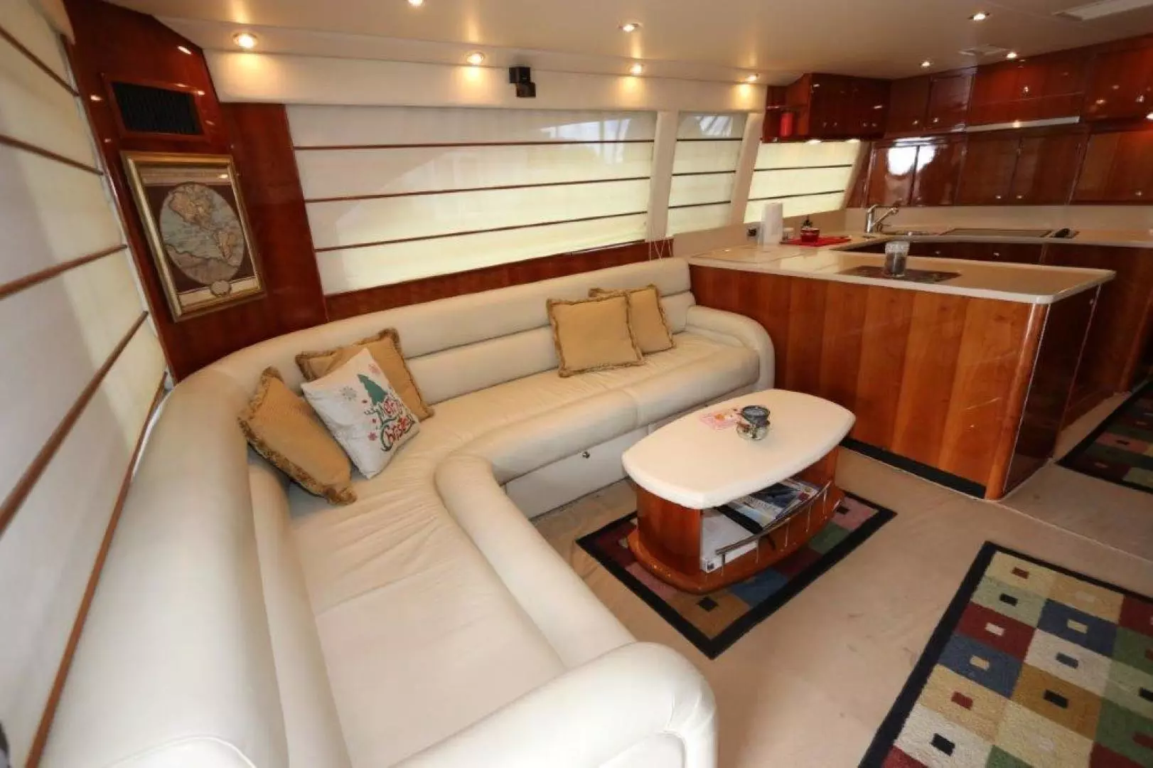 2004 Riviera Enclosed Flybridge - Image 5