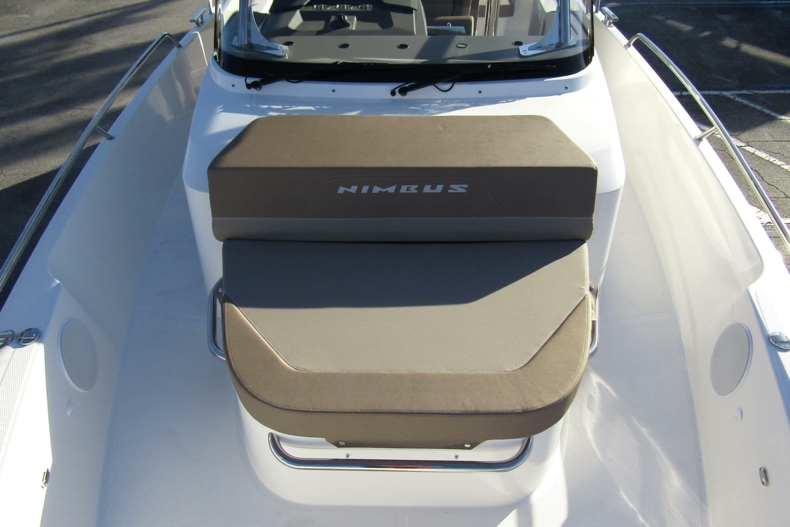 2025 Nimbus Tender 9 - Image 7