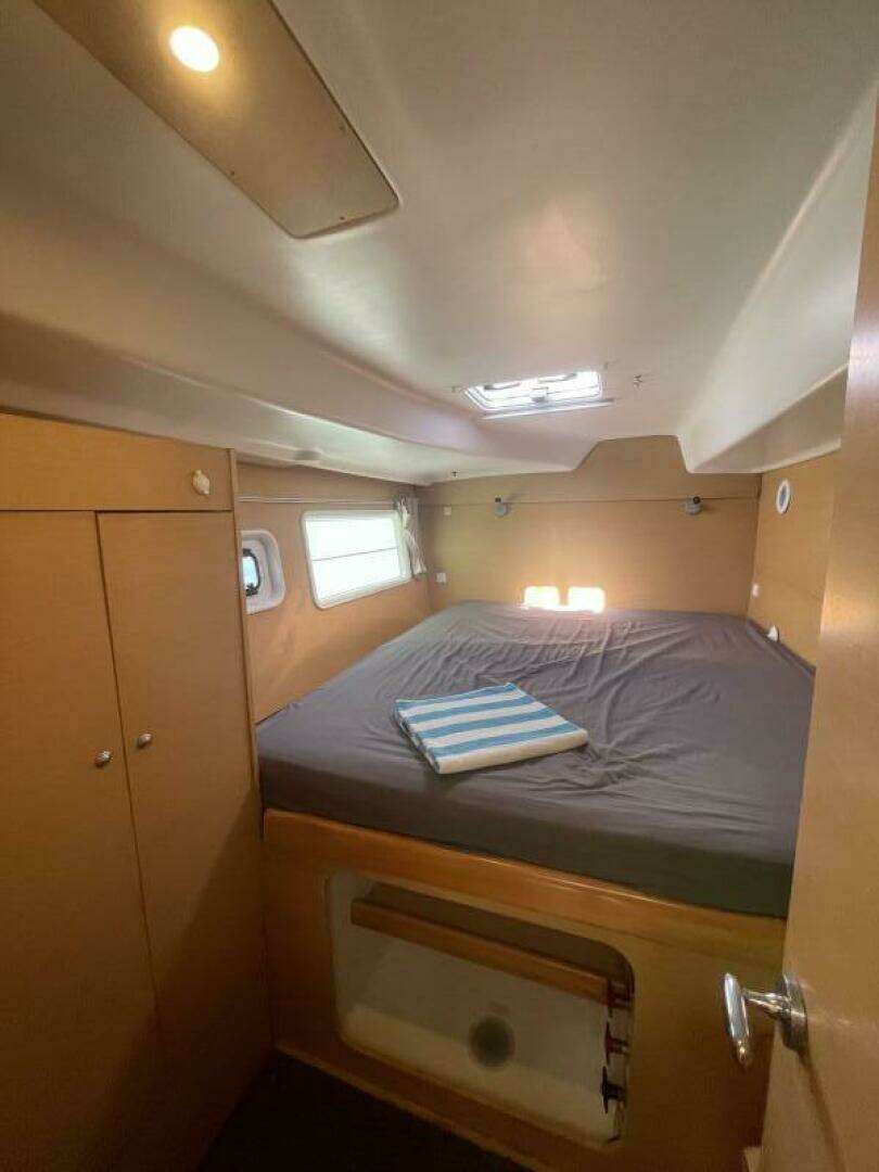 2016 Lagoon 380 - Image 18
