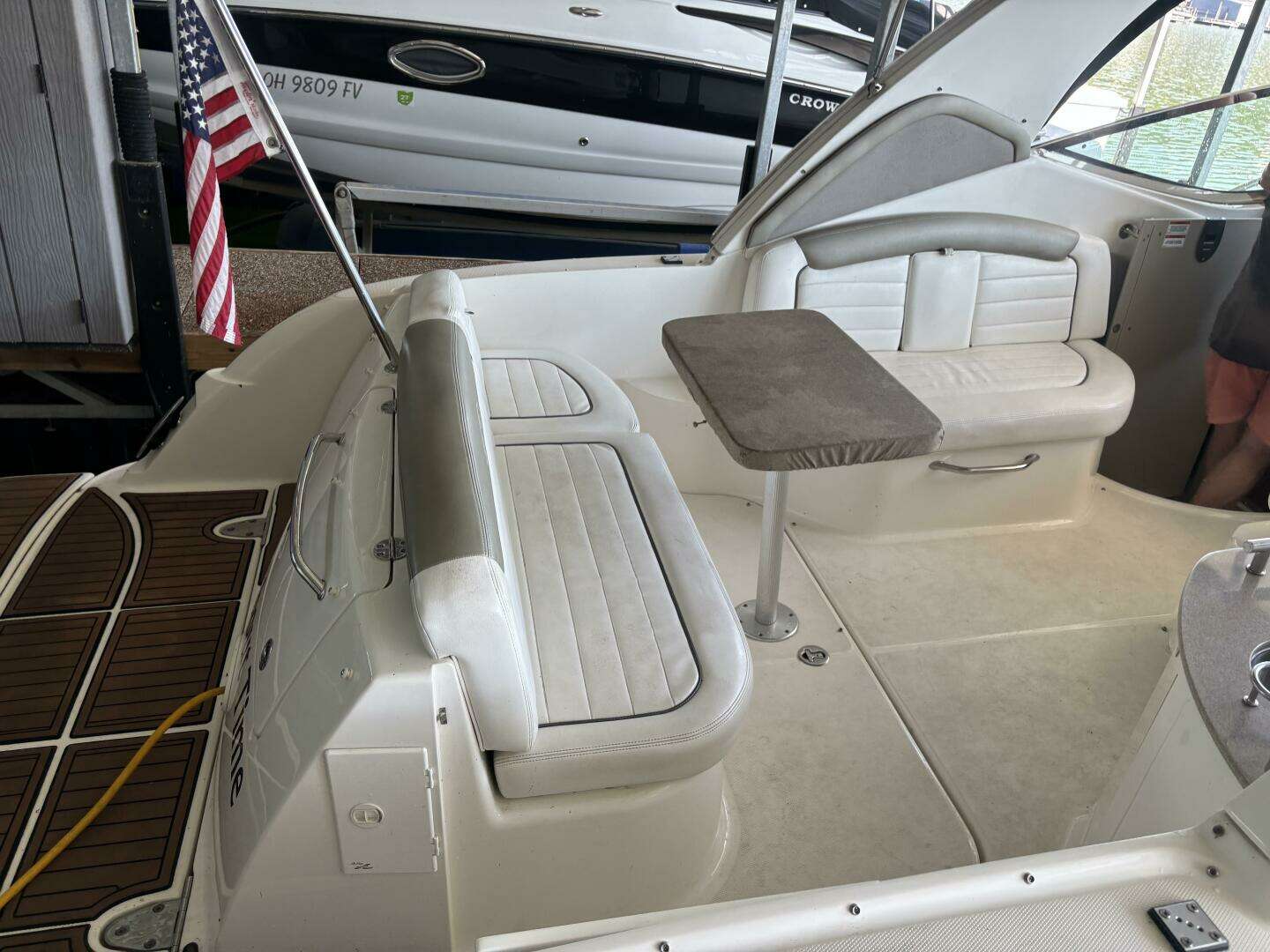 2008 Sea Ray 290 Sundancer - Image 17