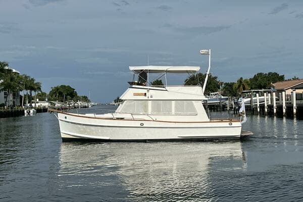 1985 Grand Banks 36