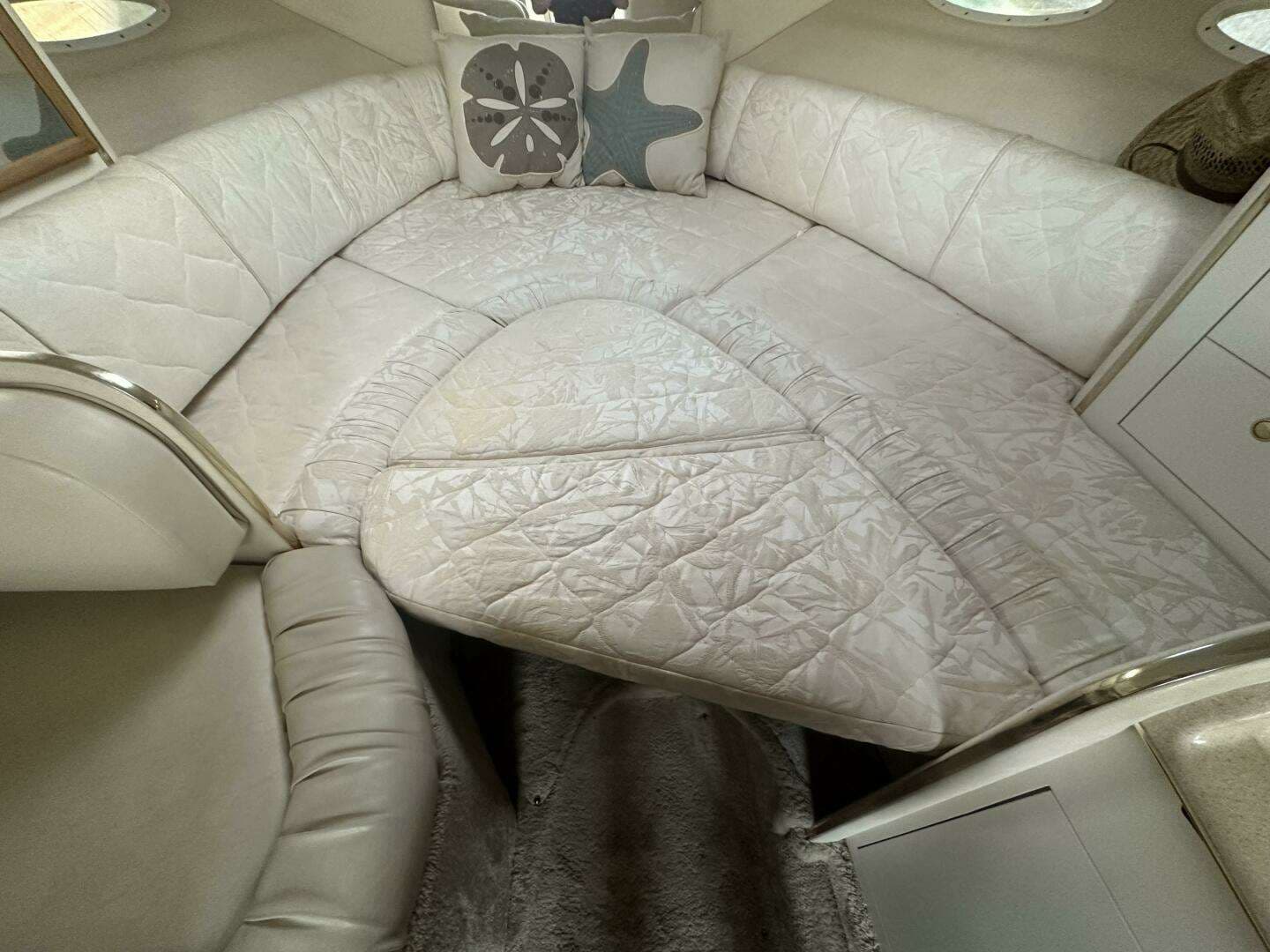 2000 Sea Ray 290 - Image 21