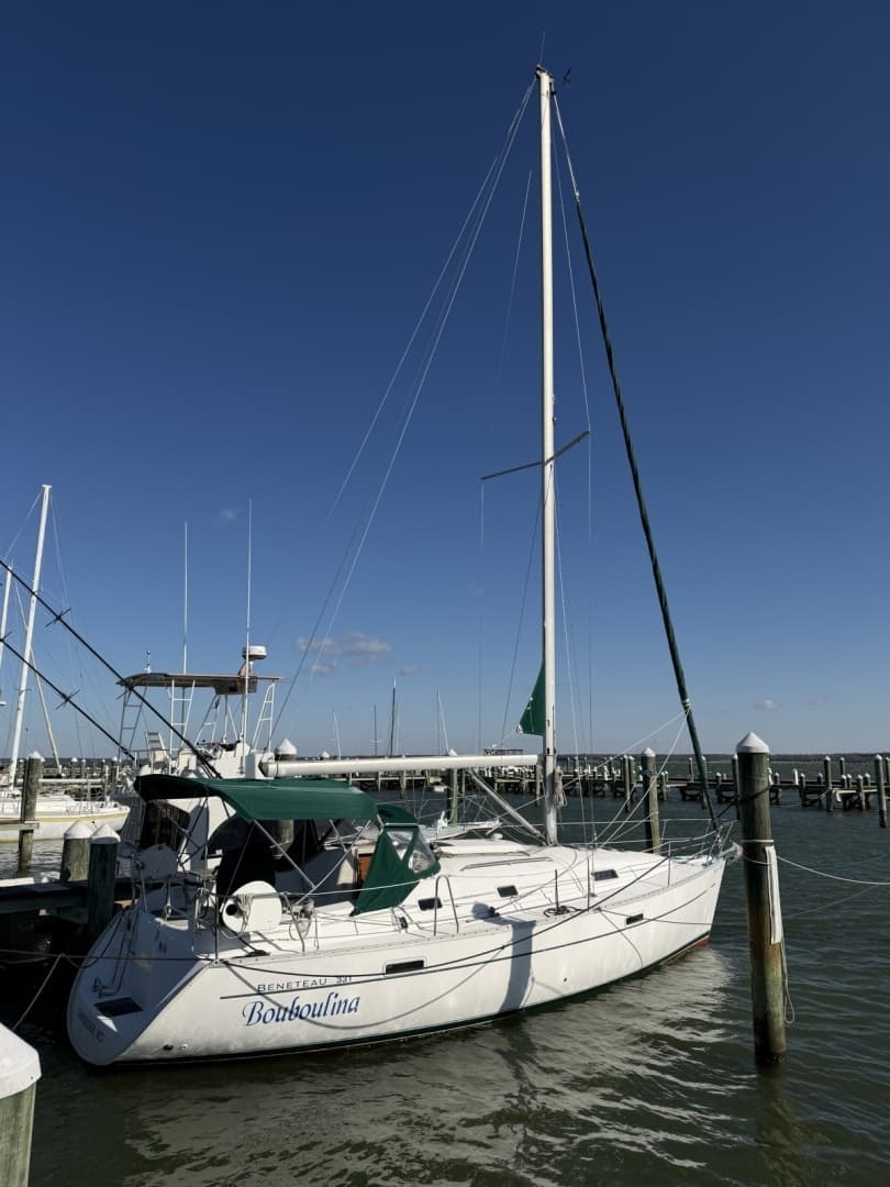 2003 Beneteau 331 - Image 2