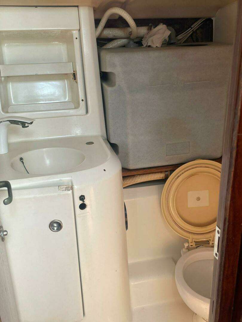 1991 Beneteau Oceanis 440 - Image 17