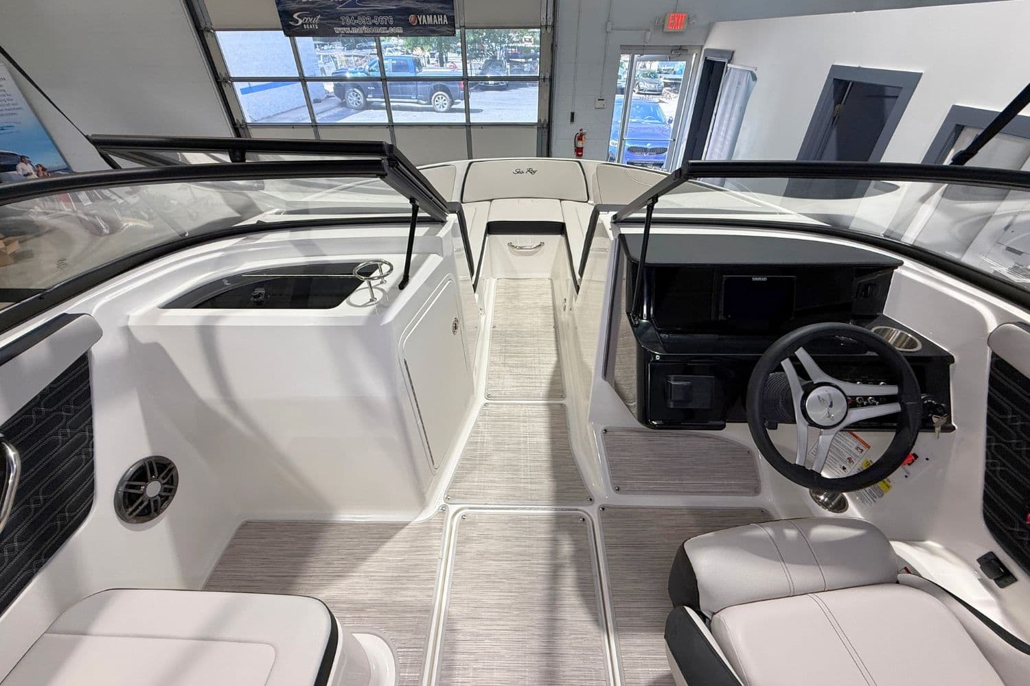 2026 Sea Ray SPX 210 - 17