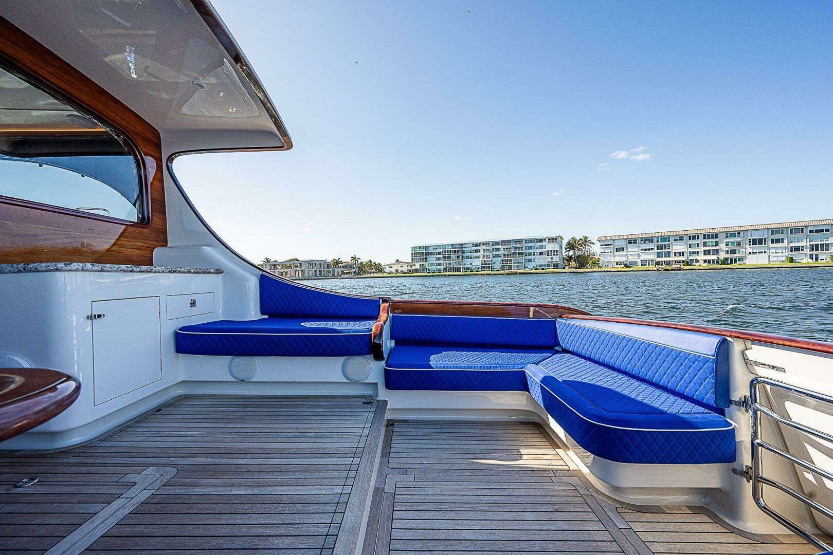 2022 Maverick 50 Sport Yacht - Image 5