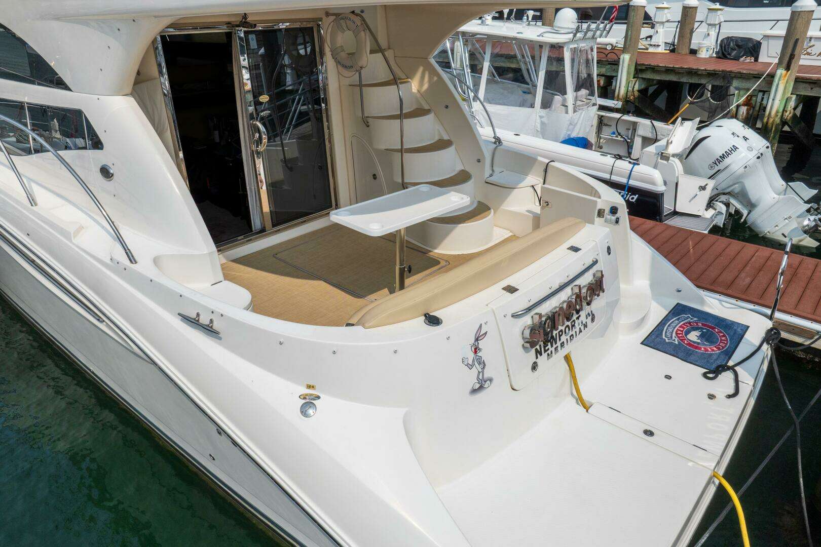 2009 Meridian 441 Sedan - Image 10