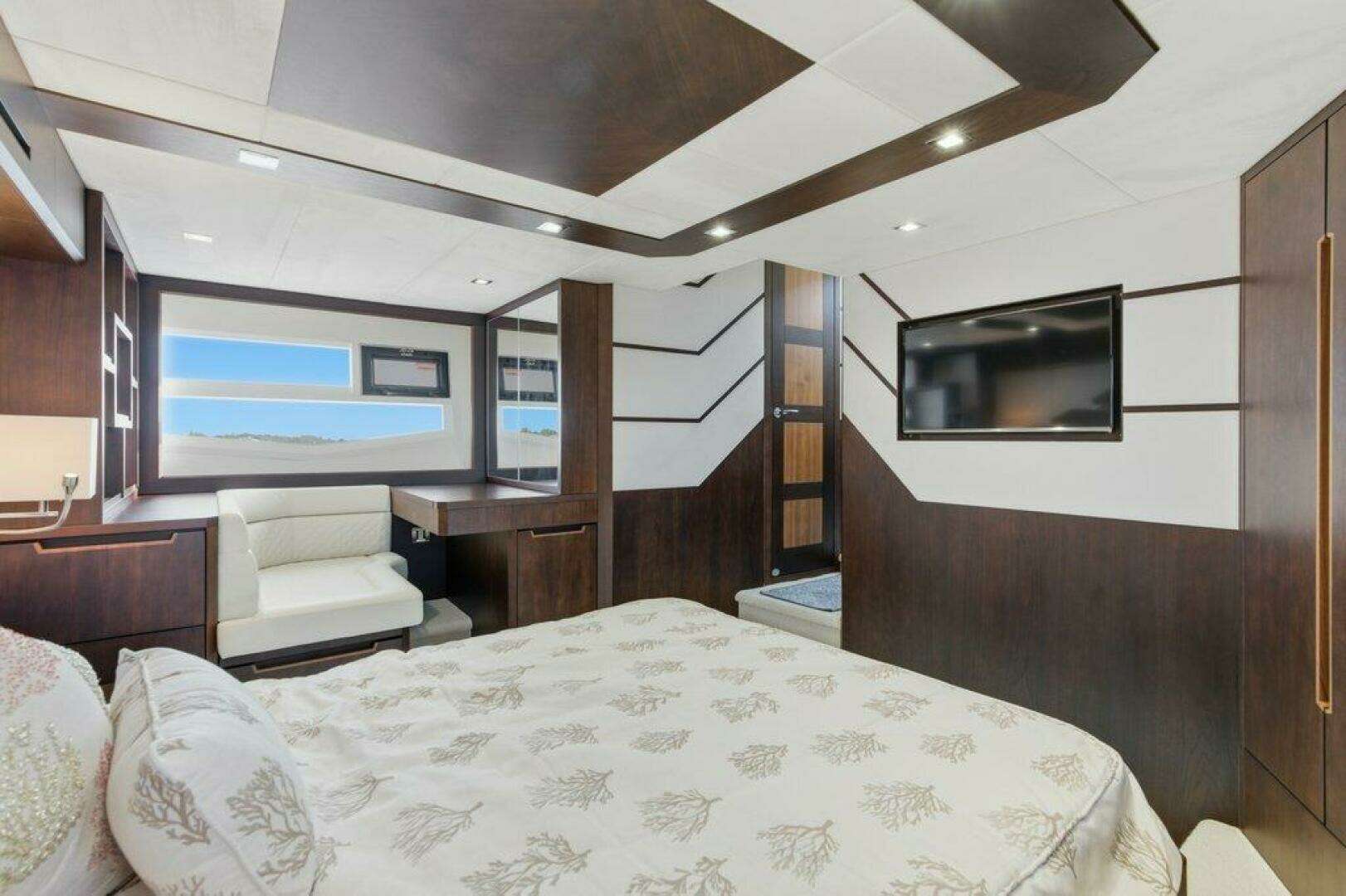 2017 Galeon 560 Sky - Image 26