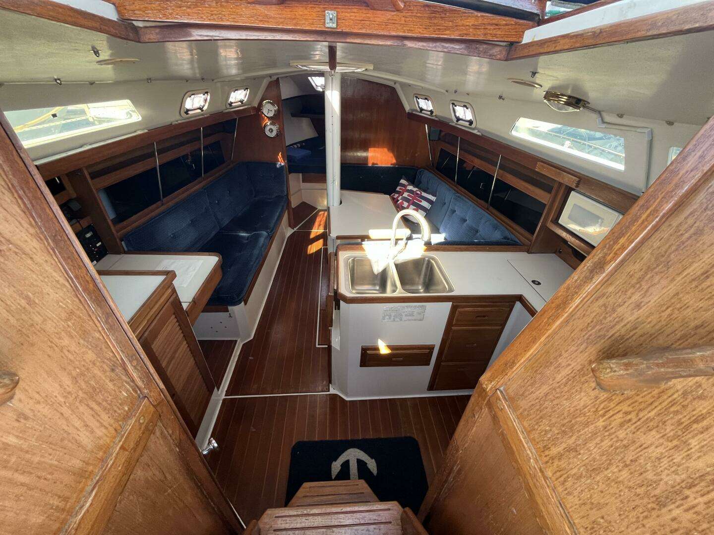 1992 Catalina — - Image 36