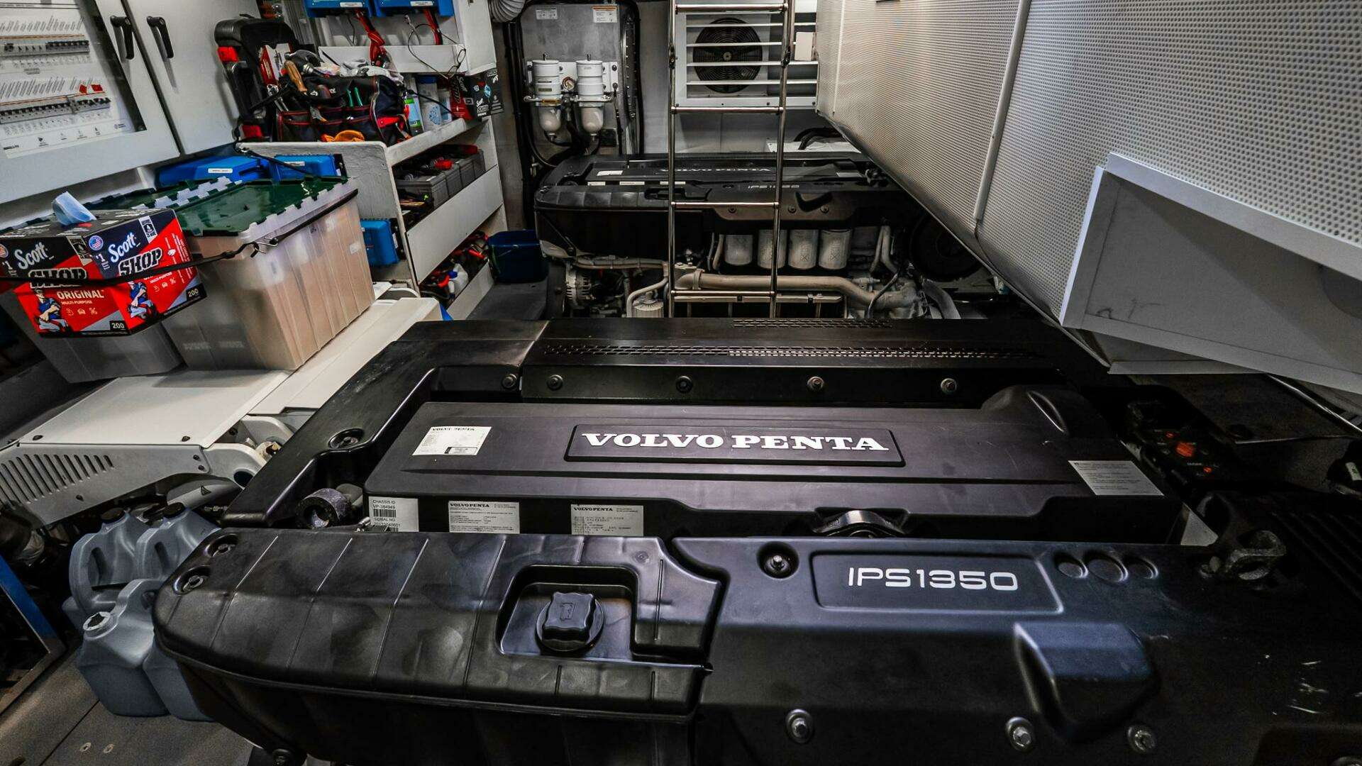 2022 Absolute 64 Navetta - Image 109