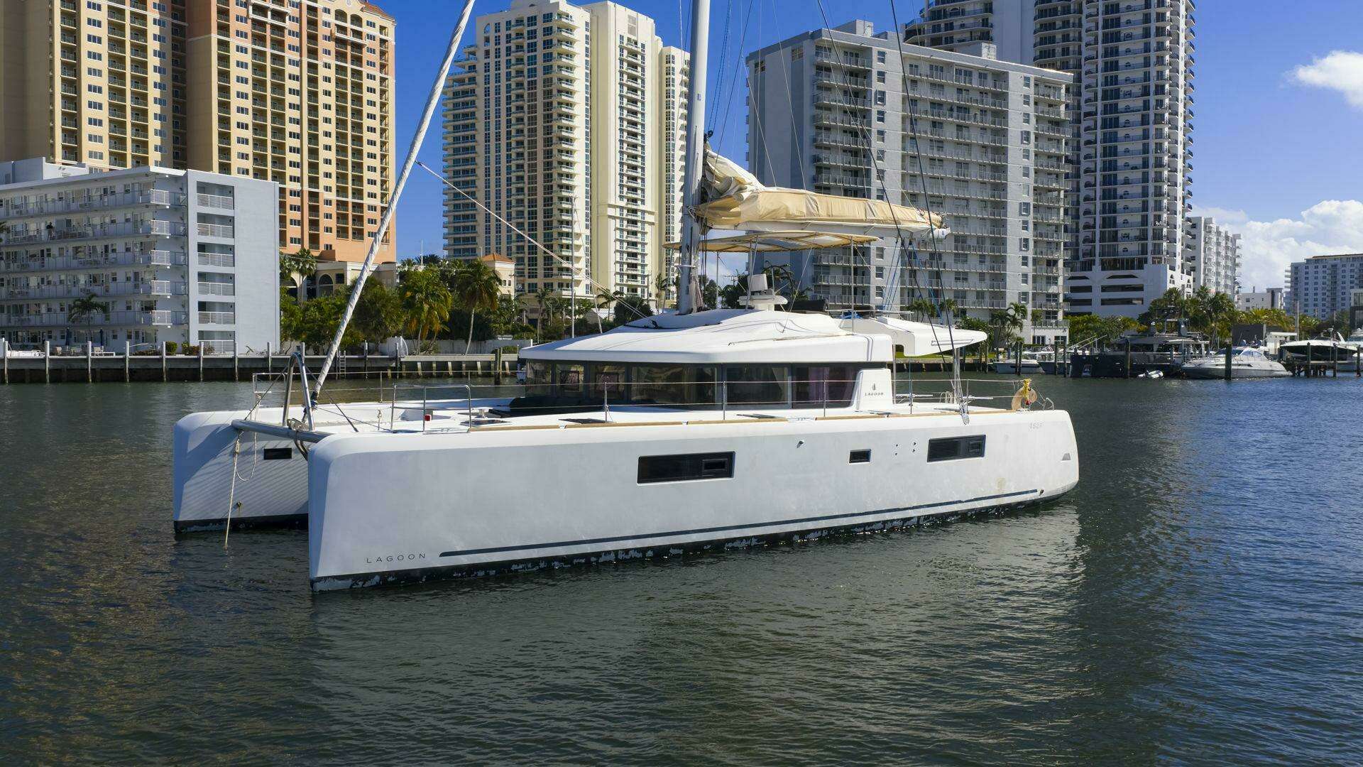 2021 Lagoon 52F - Image 4