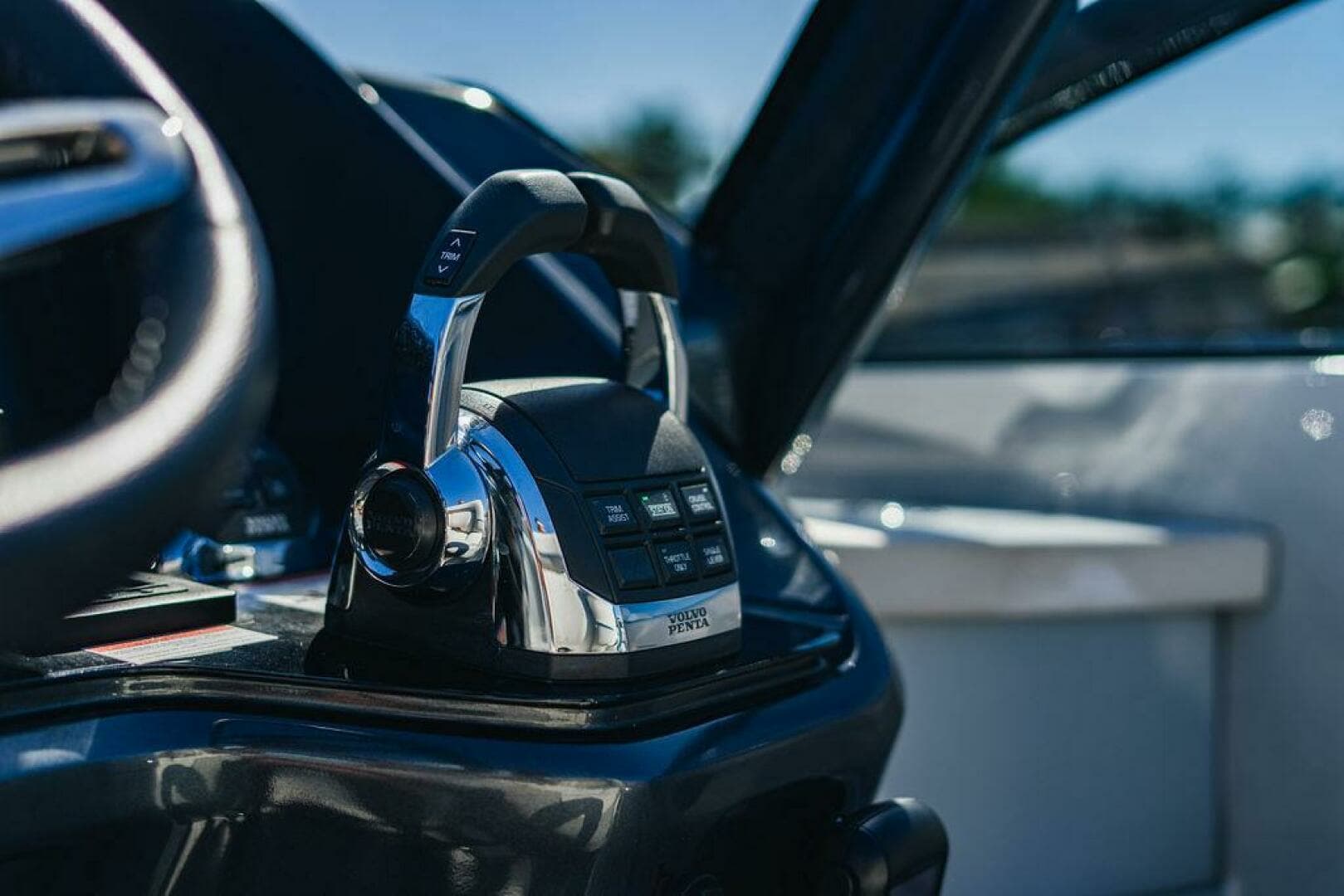 2020 Princess R35 - Image 17