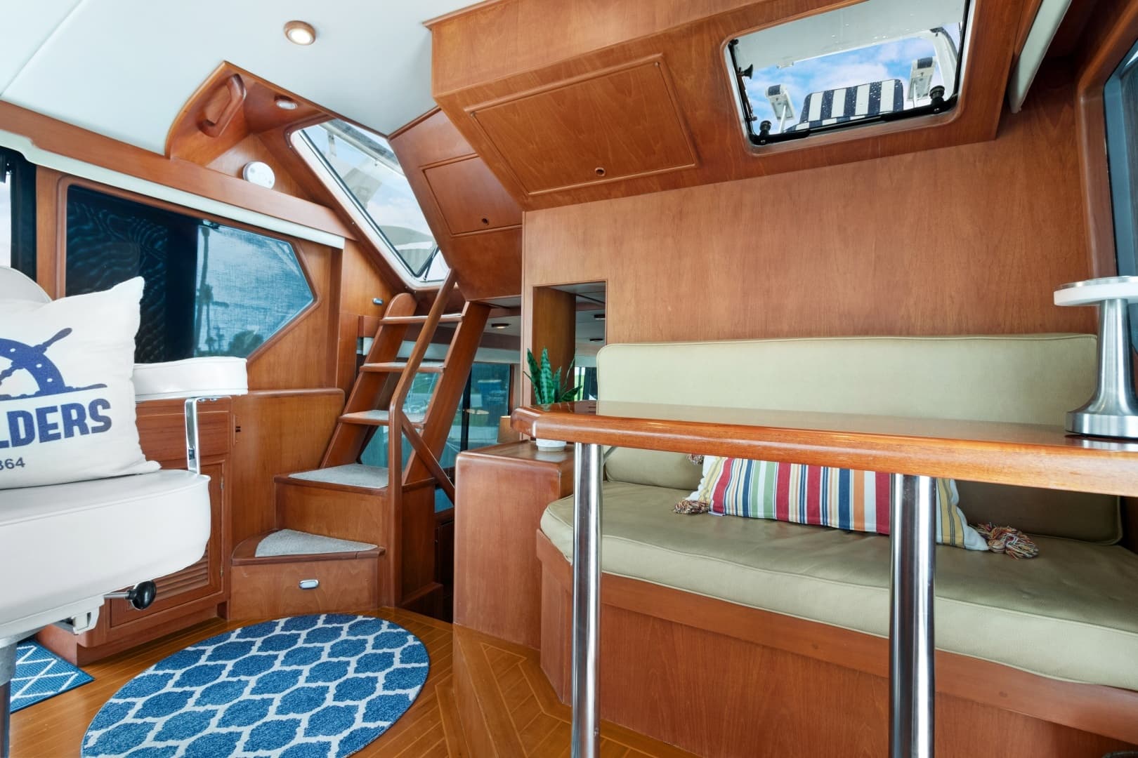 1999 Offshore Yachts 48 Pilothouse - Image 18