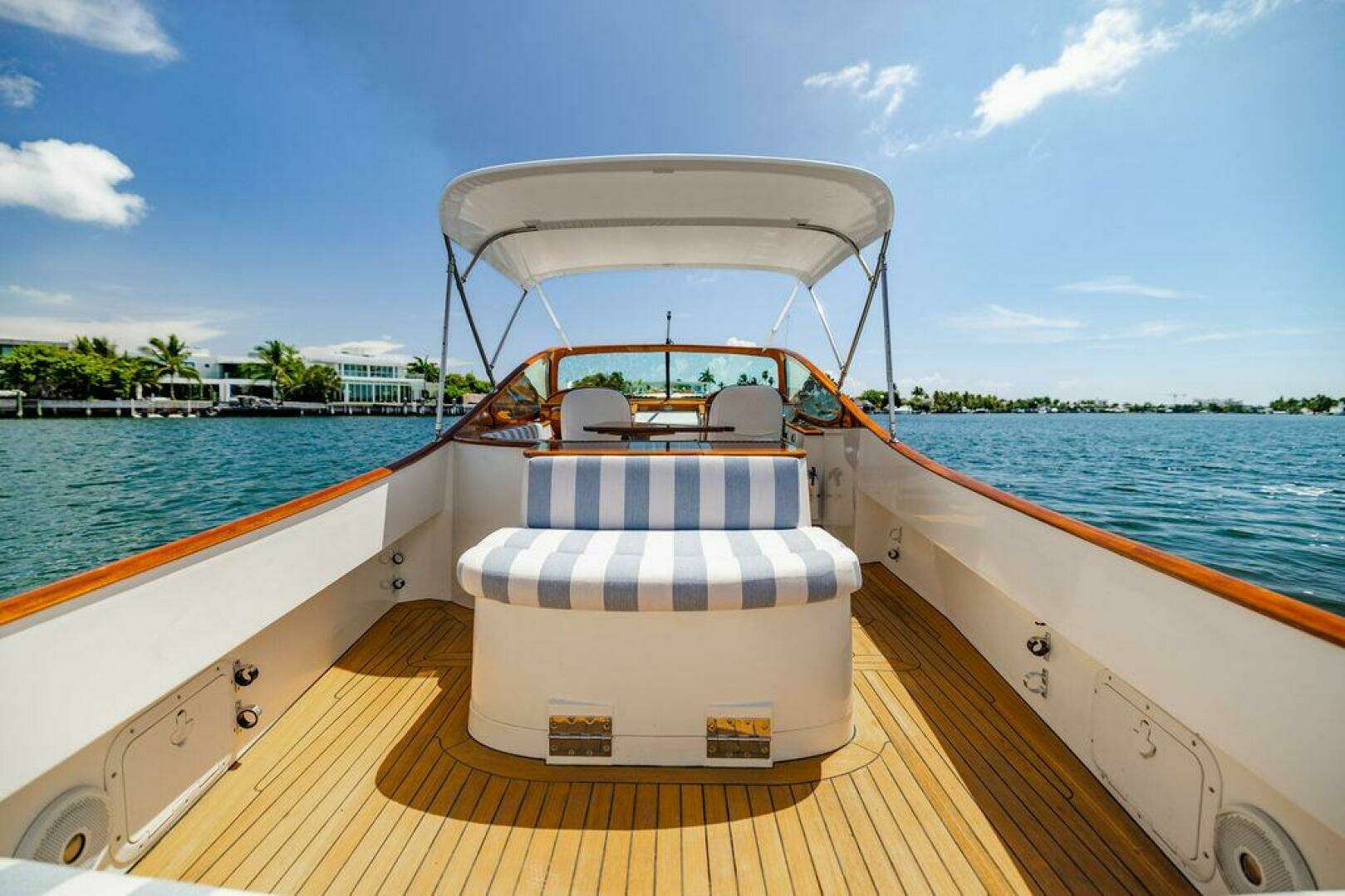 2004 Hinckley Talaria 29 R - Image 18