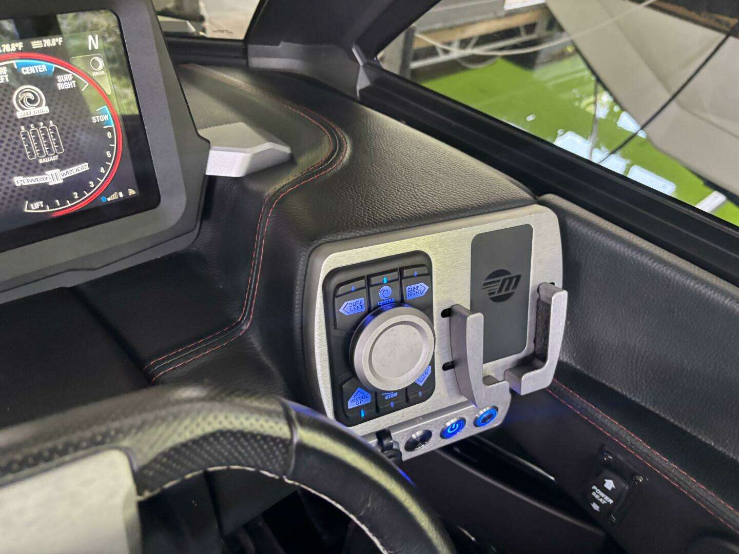 2022 Malibu 23 LSV - Image 67