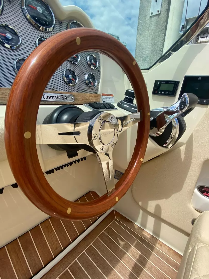 2018 Chris-Craft Corsair 34 - Image 16