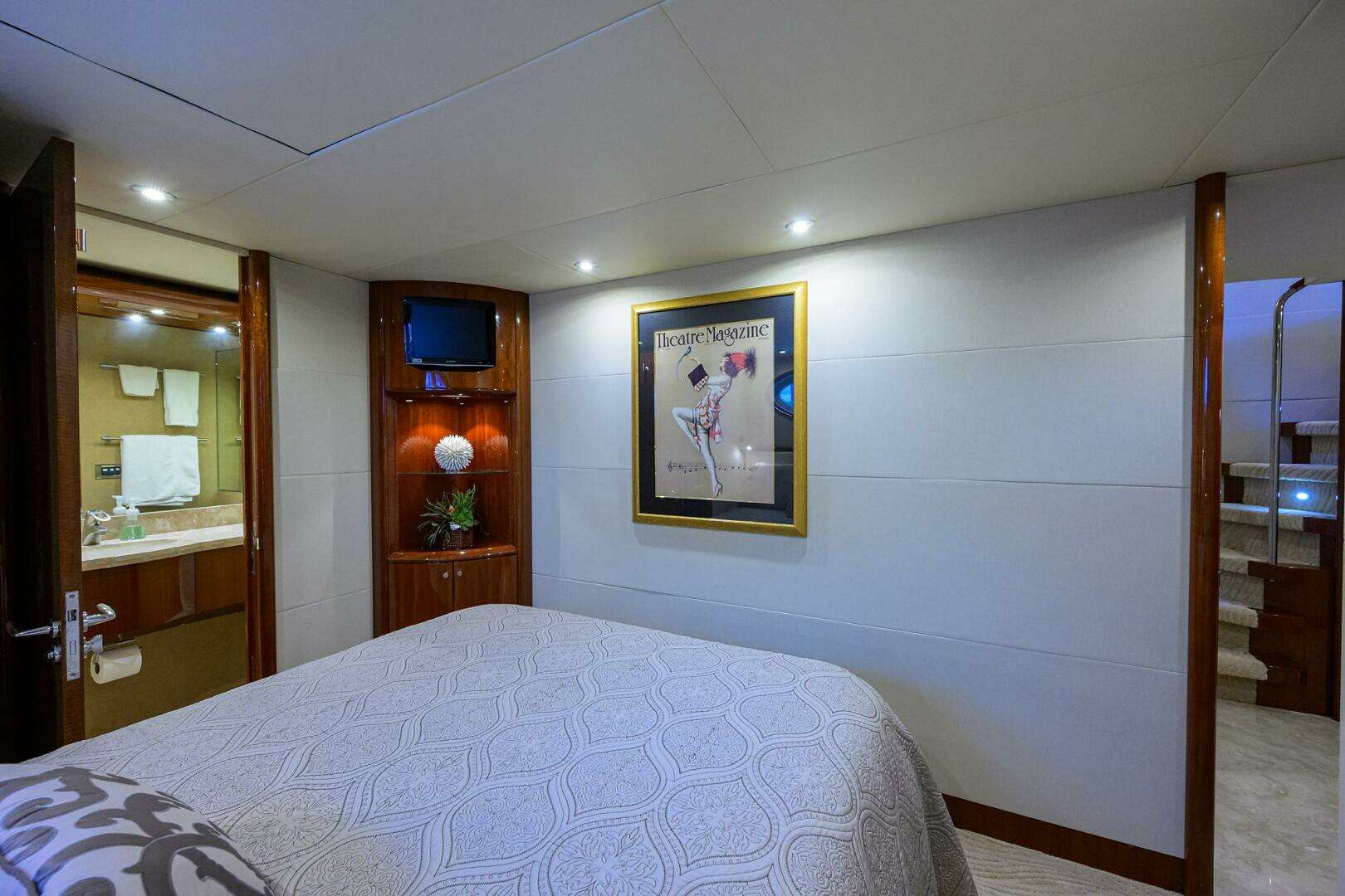 2007 Lazzara Yachts 80 Enclosed - Image 28