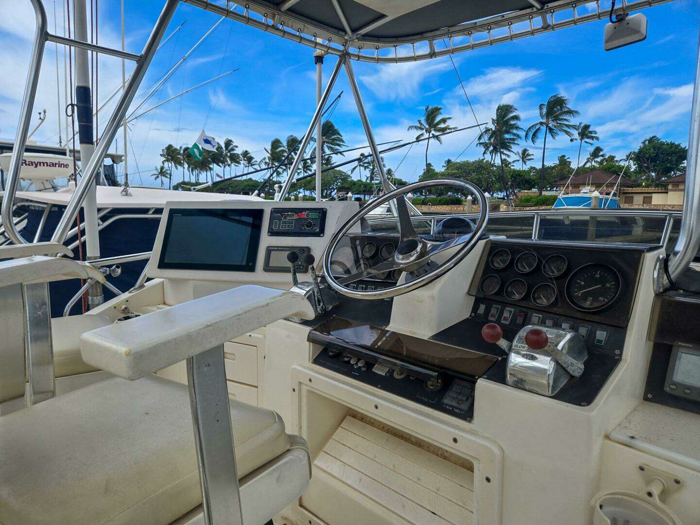 1992 Blackfin Flybridge - Image 5