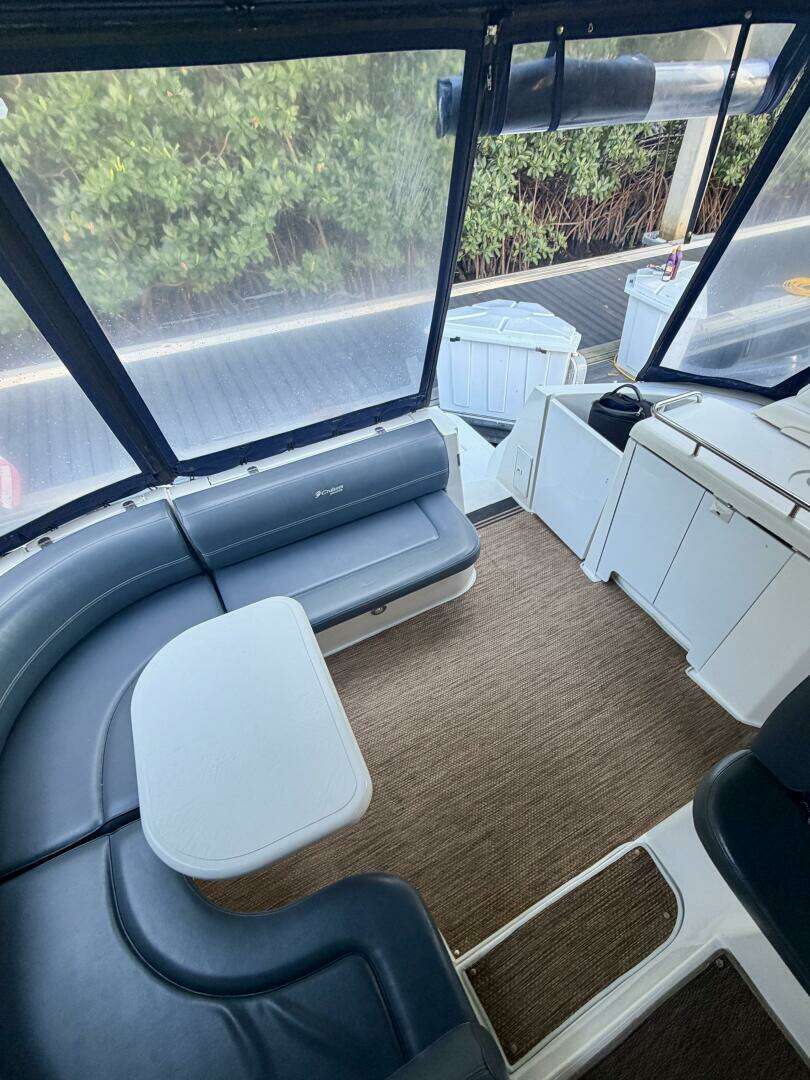 2007 Cruisers Yachts 370 Express - Image 23