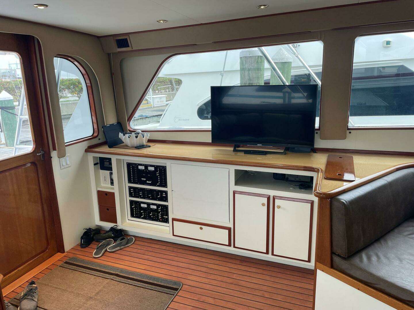 2001 Custom Carolina Lydia 57 Sportfish - Image 6