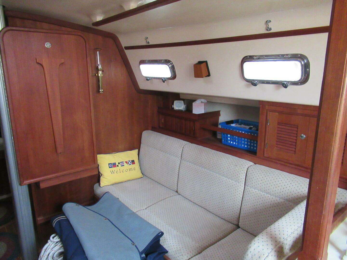 2003 Island Packet 350 - Image 9