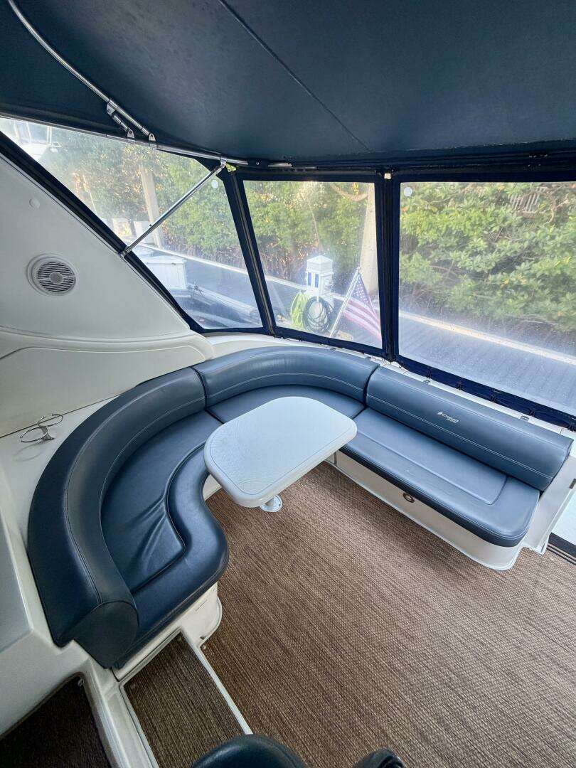 2007 Cruisers Yachts 370 Express - Image 21