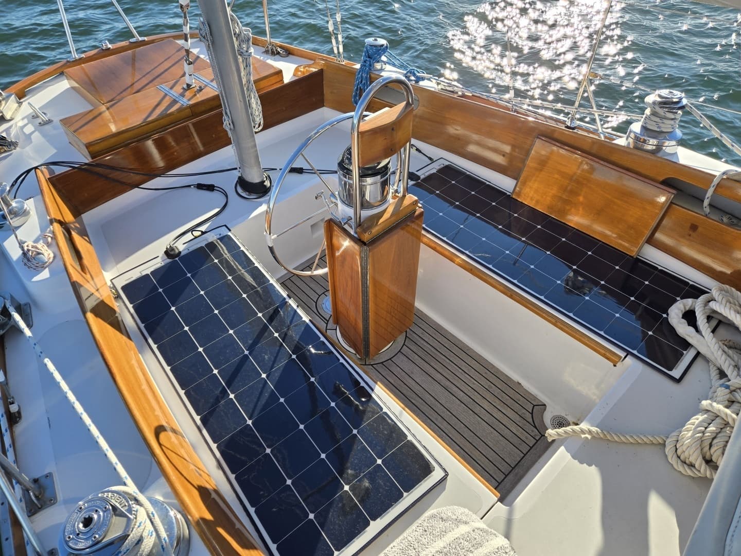 1970 Hinckley Bermuda 40 - Image 5
