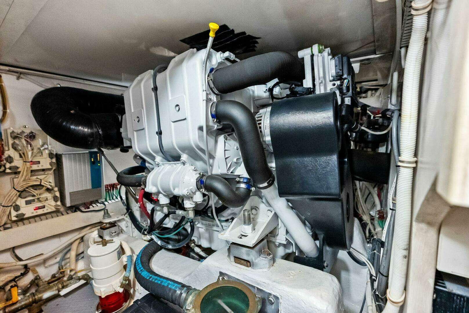 2006 Bertram Convertible - Image 45