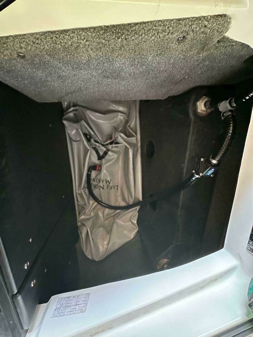 2020 Malibu 32 MXZ - Image 24