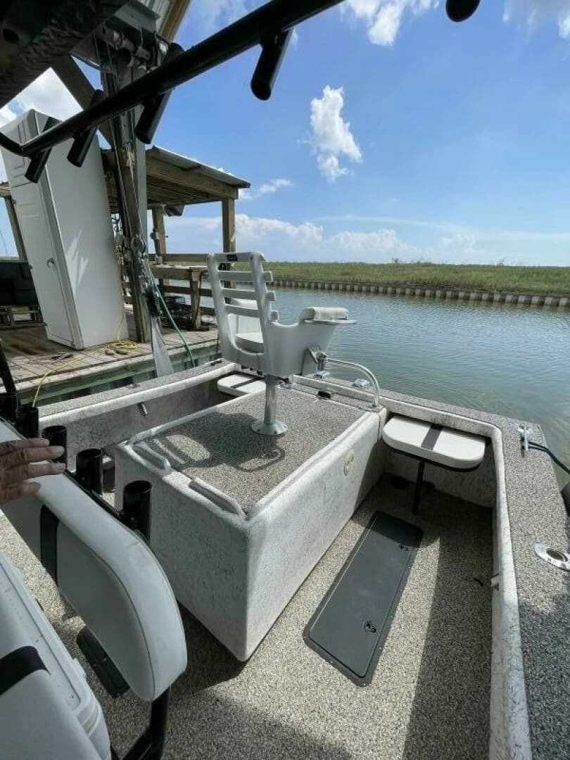 1997 Custom 31 Center Console - Image 29