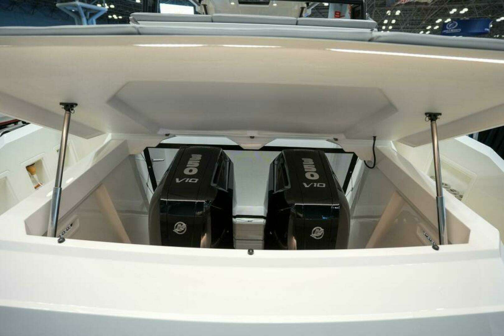 2026 De Antonio Yachts D36 - Image 8