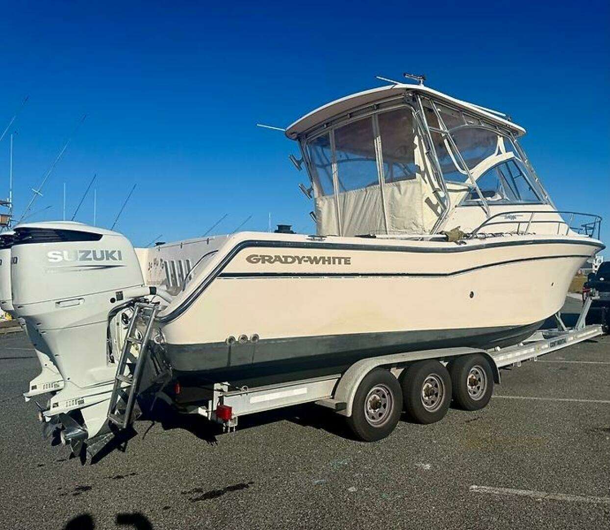 2007 Grady-White 305 Express - Image 4