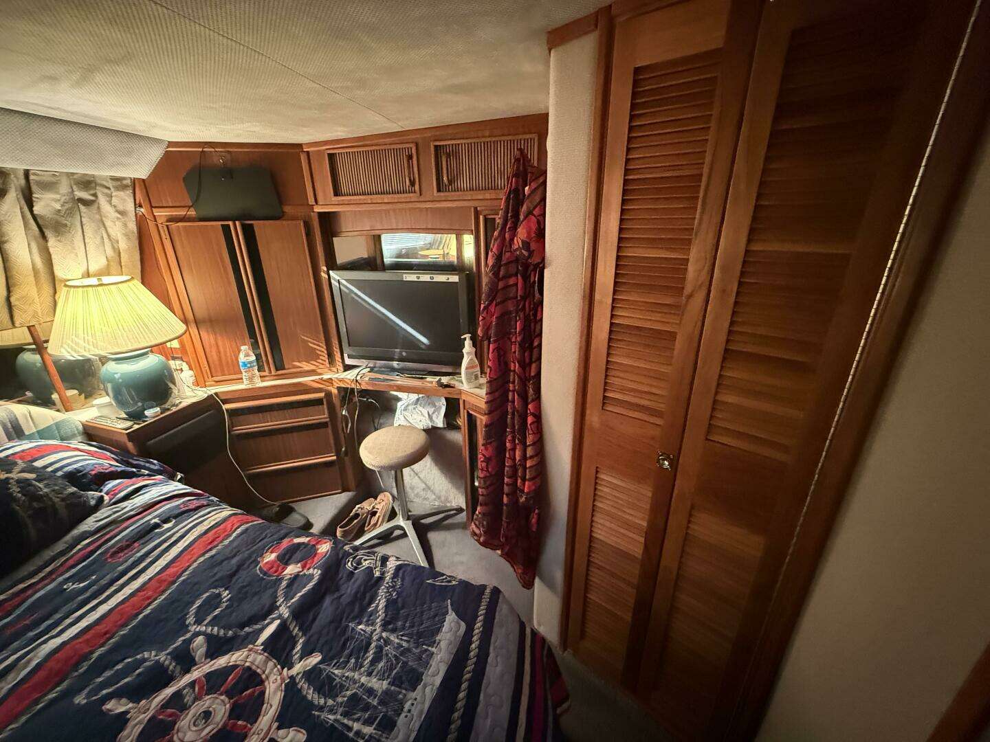 1988 Sea Ray 415 - Image 58