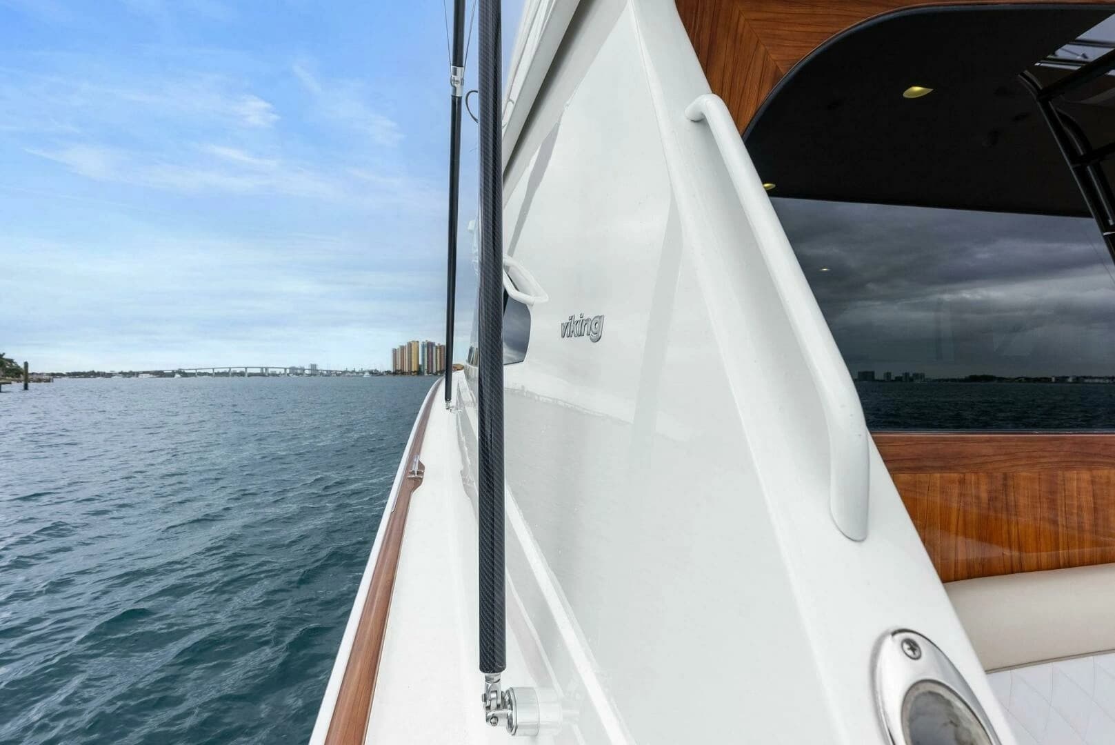 2022 Viking 68 Enclosed Bridge - Image 64