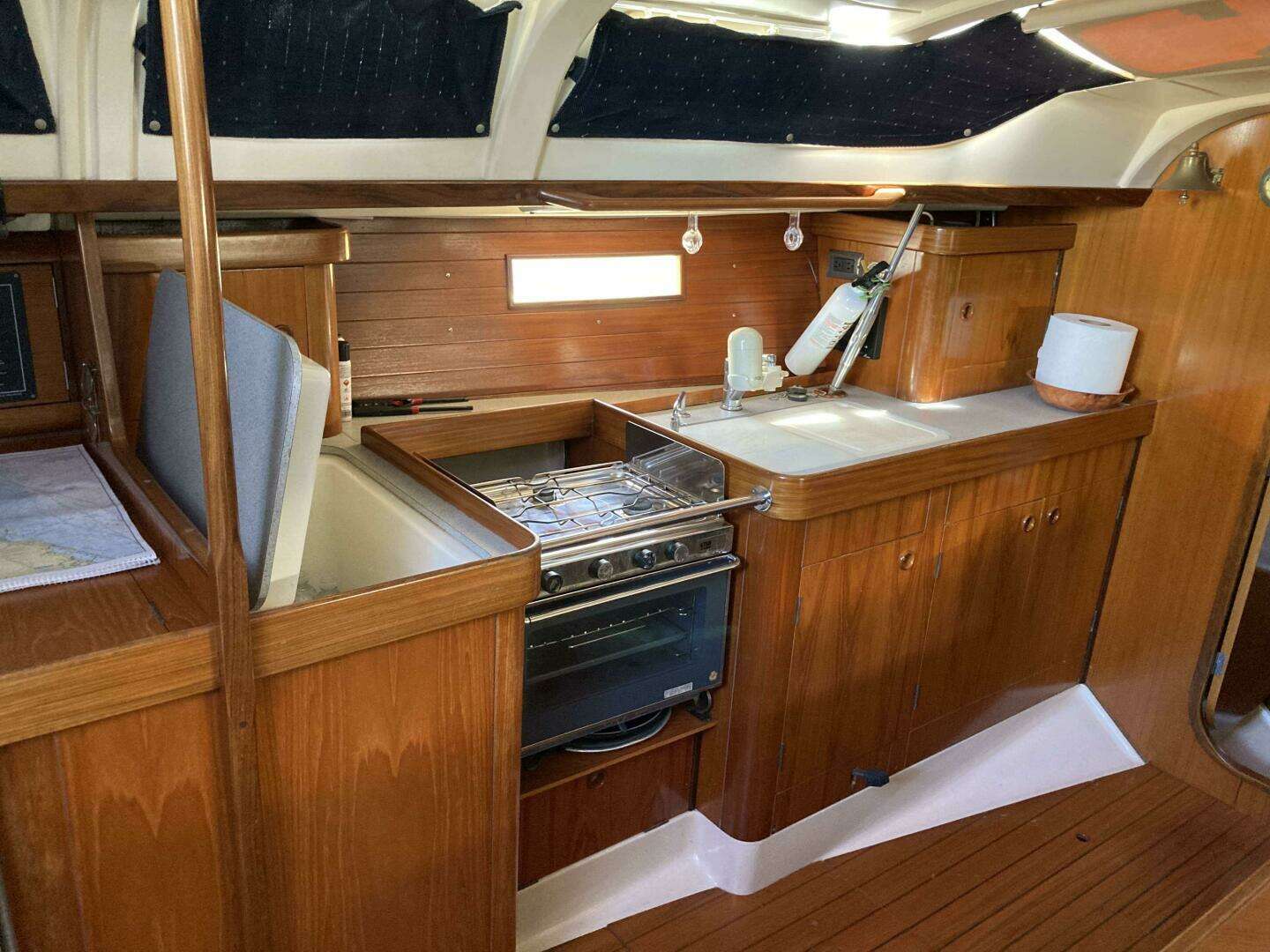 1993 Beneteau — - Image 14