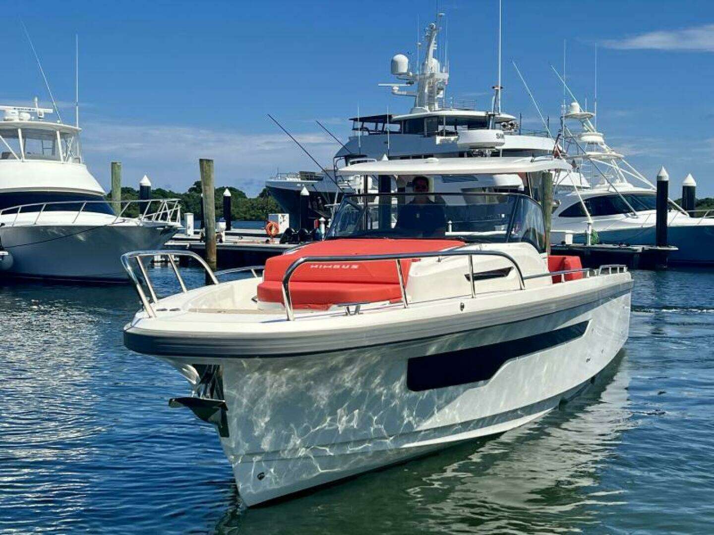 2022 Nimbus T11 - Image 2