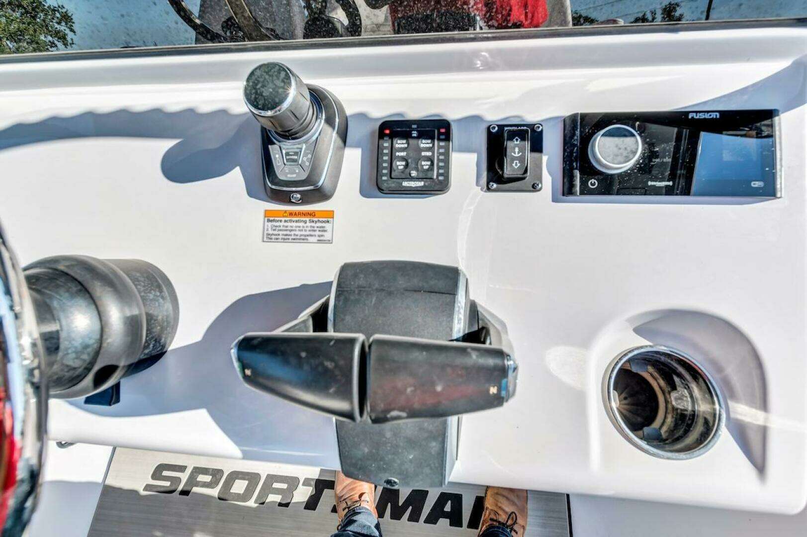 2022 Sportsman Open 352 Center Console - Image 27