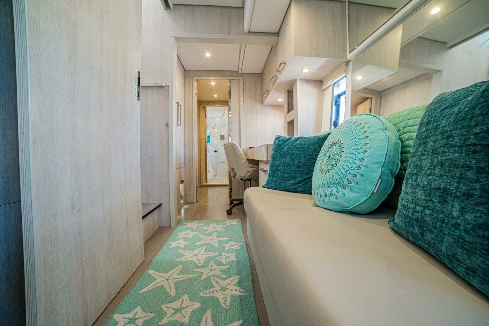 2018 Leopard 58 - Image 31